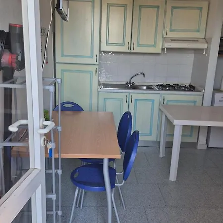 Pm 20 Via Paolo Dettori Apartmán *
